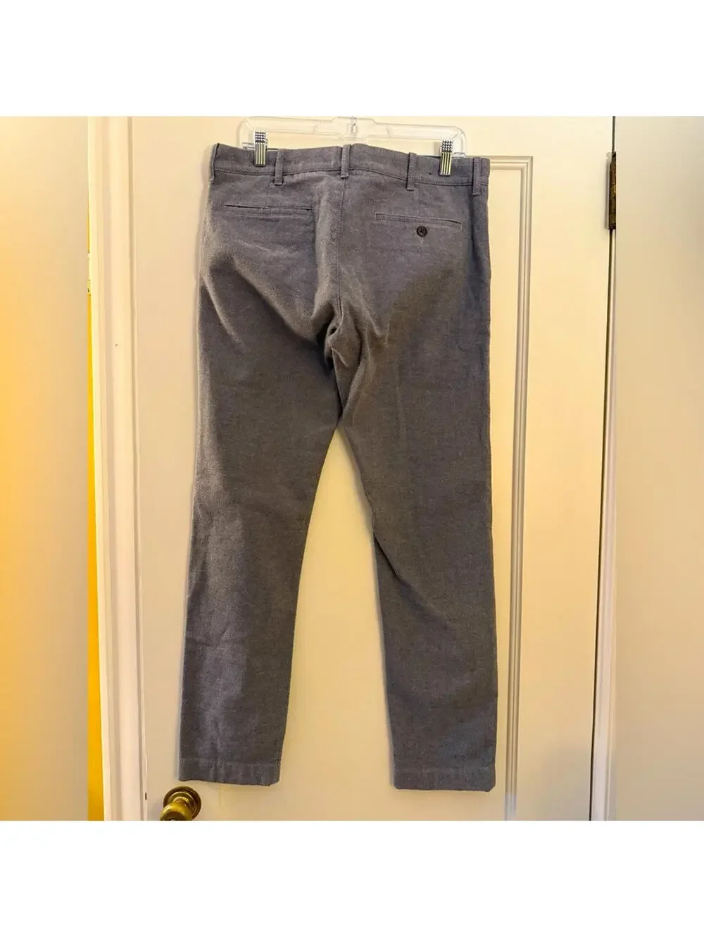 J. Crew Flex Heathered gray Khaki / Chino Type Pants Slim 32 x 32